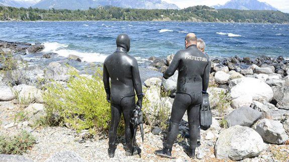 Suman helicóptero a la búsqueda del turista inglés en Bariloche