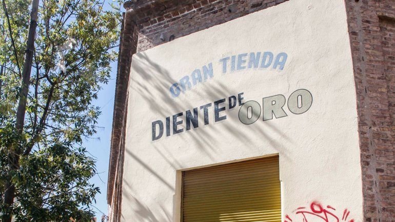 Colocaron estructuras para evitar que se venga abajo el Diente de Oro.
