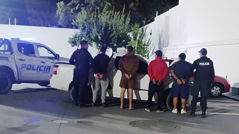 El dueño de la camioneta robada citó al vendedor y fue con la policía. Cuatro hombres fueron detenidos.&nbsp;