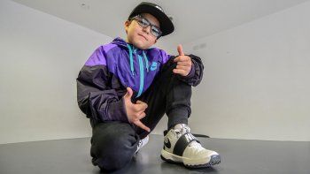 valentino la rompe bailando y suena con showmatch