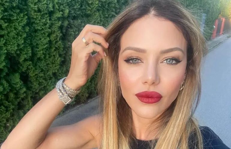 Evangelina Anderson.