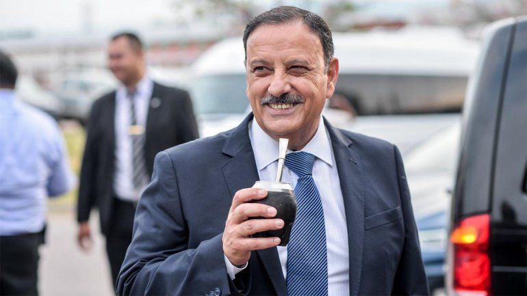 El furcio del gobernador de La Rioja: lamentó el cierre de cabarets