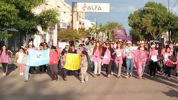allen: fuerte pedido de justicia por el femicidio de marisa