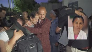 Familiares de Nancy Godoy, allegados y vecinos continuan pidiendo justicia por el crimen de la docente.&nbsp;