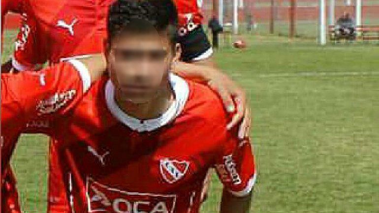 La madre del jugador acusado de entregador viajó a Buenos Aires para acompañar a su hijo
