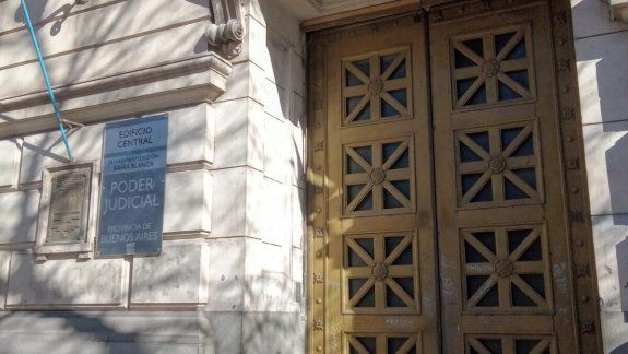 El policía irá a prisión por filtrar datos sobre allanamientos según determinó la justicia en Bahía Blanca.&nbsp;