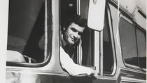 Gorini manejó por años un colectivo que perteneció a la empresa Chevalier. Por eso le quedó el apodo El Cheva. 