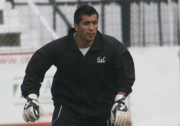 Vázquez, refuerzo para Cipolletti