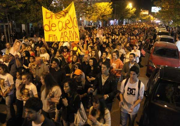 Rompamos con la indiferencia, volvamos a la calle
