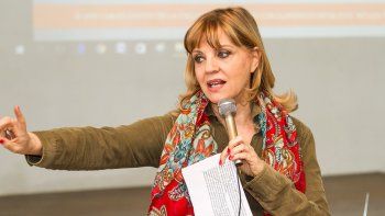 tete a favor de la eliminacion de la reina en la fiesta de la manzana