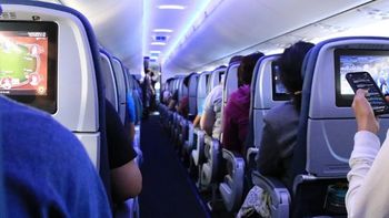 La empresa avanza con la incorporación de WiFi de alta velocidad en todas sus clases para vuelos de larga distancia. | LMCipolletti.com La empresa avanza con la incorporación de WiFi de alta velocidad en todas sus clases para vuelos de larga distancia.