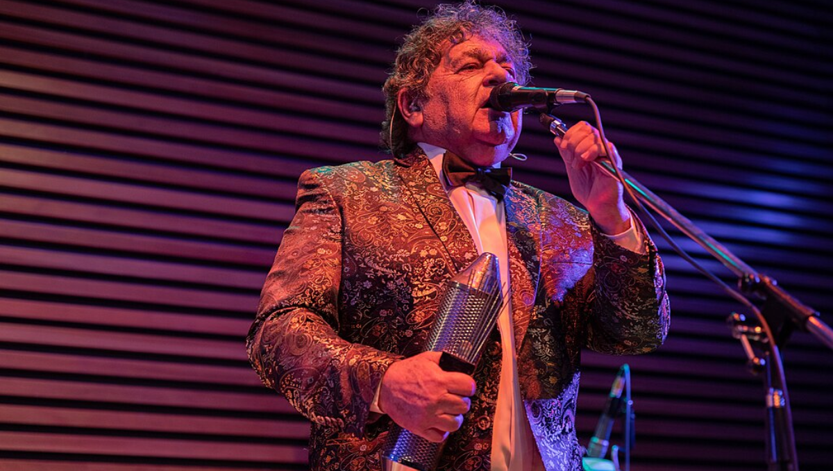El cantante de Los Palmeras, Cacho Deicas, sufrió un ACV.