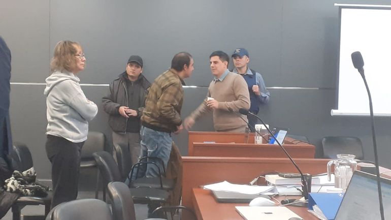 Pablo Parra y su hermano. Pablo Parra y su hermano.