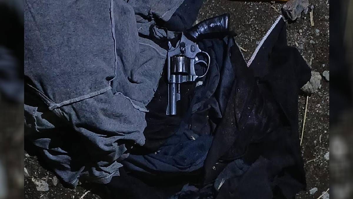 Fuentes de la Policía de Bariloche aseguraron que la víctima tenía un arma de fuego.