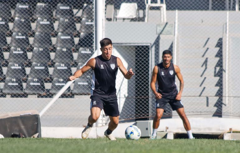 Cipo ahora quiere hacerse fuerte afuera y copar el Fortín: hora y formaciones