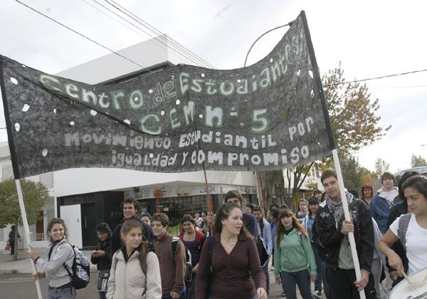 Hubo reclamos y respuestas por la situación de las escuelas