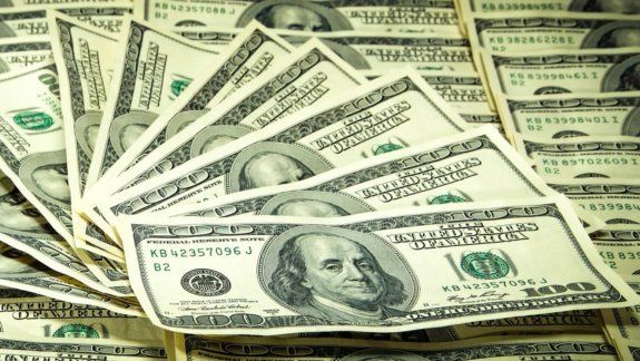 Especialistas estiman que el dólar blue llegará a los $300 a fin de año