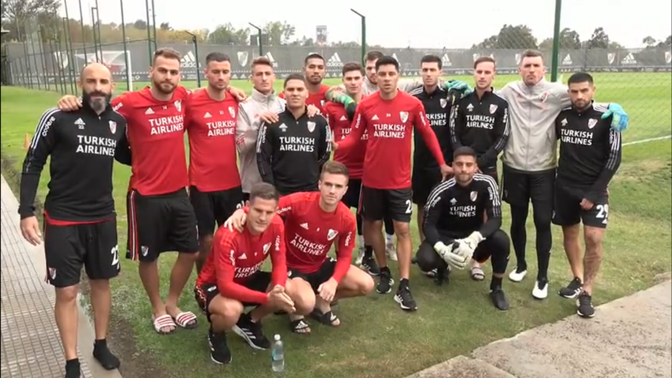 Plantel de River invitó al club a un nene que sobrevivió a explosión