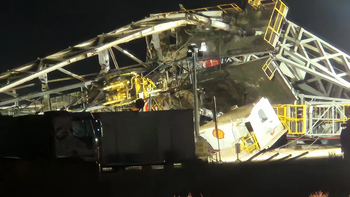 accidente milagroso en vaca muerta: cayo una torre de perforacion y pudo ser una tragedia