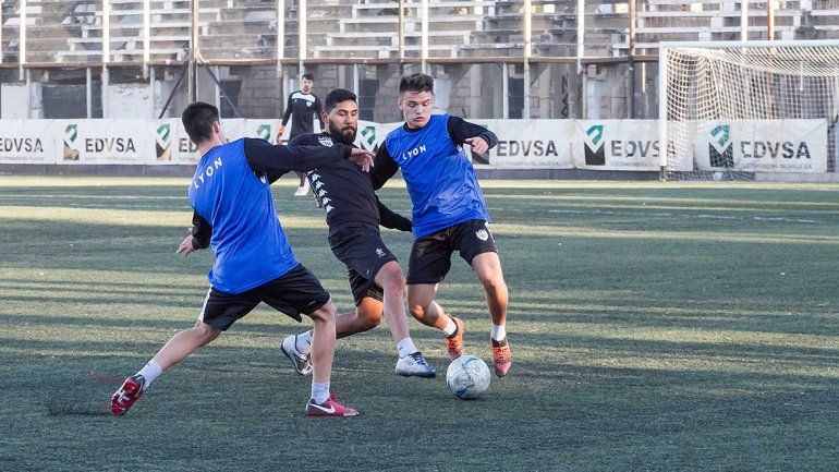 La Liga inicia su año esta noche en La Visera