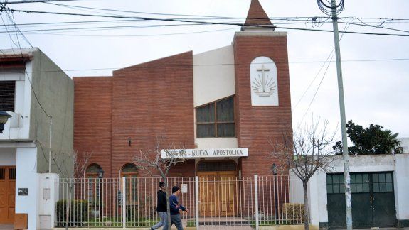 Permiten abrir las iglesias pero con estrictas medidas de seguridad