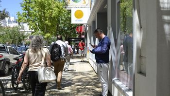 En Cipolletti hay una grave crisis y cierran comercios, afirman desde el sector.