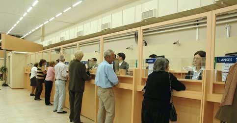 La Anses pagará el medio aguinaldo y los haberes antes de las fiestas