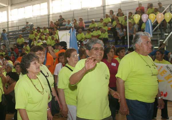 Los adultos mayores dan el ejemplo