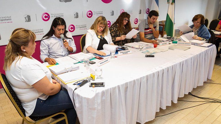 Se desató otra polémica entre los concejales por la designación de familiares en la Muni