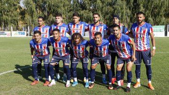 Peñarol, próximo rival de Cipo, sorprendió a Independiente.