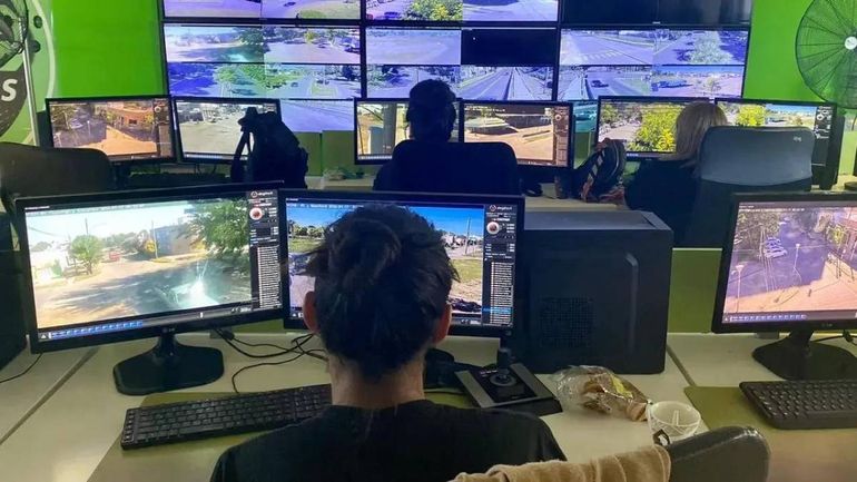 Además se incorporará tecnología AVL. . Esta herramienta permitirá geolocalizar los patrulleros