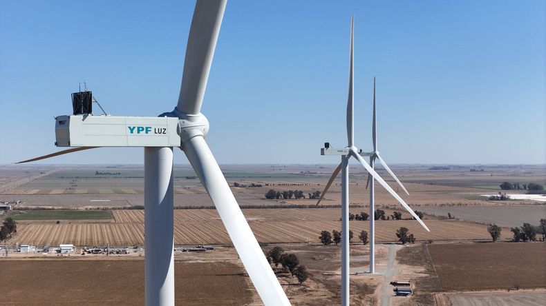 YPF Luz se afianza como líder en generación de energía eléctrica.