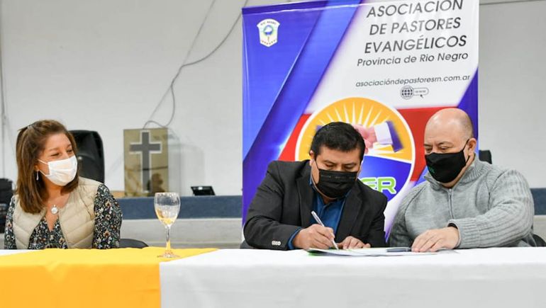 Casas y cobertura social para pastores evangélicos