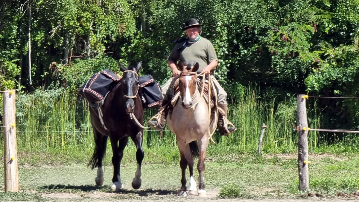 El gaucho del Banco Nación, listo para la gran aventura en honor a su padre.