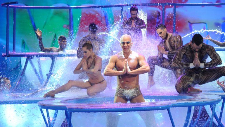 El cipoleño que la rompió en la apertura del aquadance