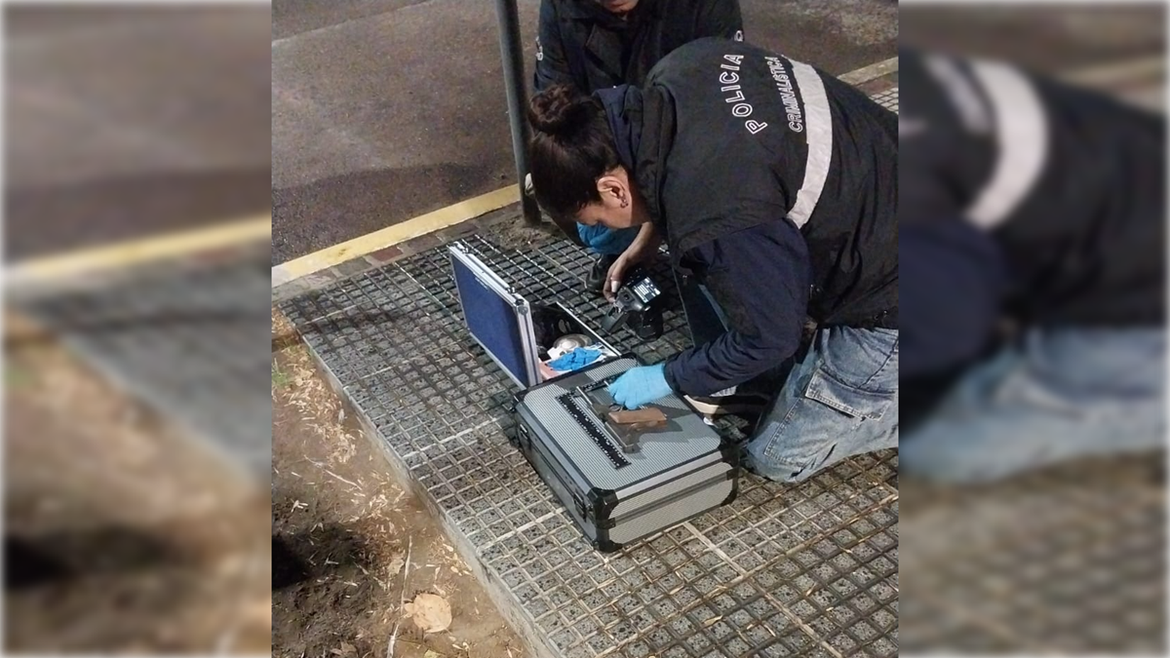 Durante un operativo de rutina, un hombre fue detenido en el centro de Cipolletti. Foto: Gentileza. | LMCipolletti.com Durante un operativo de rutina, un hombre fue detenido en el centro de Cipolletti. Foto: Gentileza.