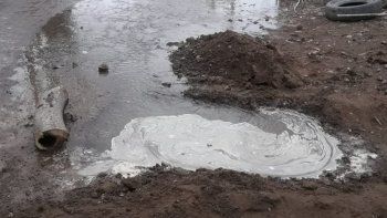 una toma provoco la inundacion del barrio labrana