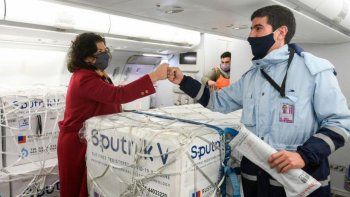 llegaron mas dosis y argentina ya tiene 18.450.140 vacunas