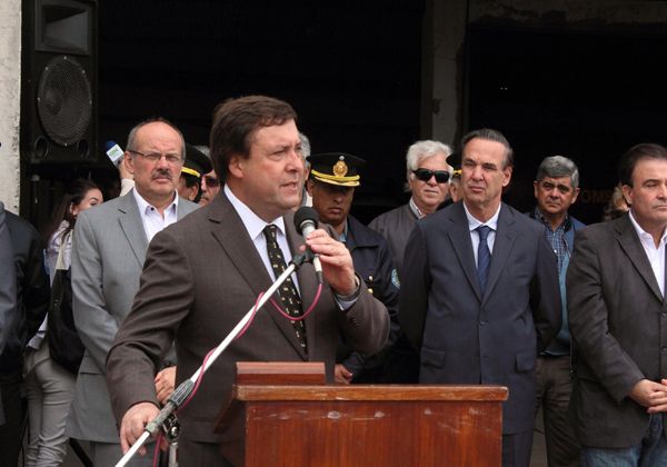 Jerarquizar el sistema de emergencias provincial”