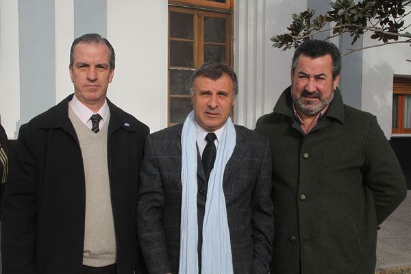 Cuatro listas para la interna radical en Allen