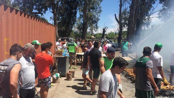 La venta de pollos por Joaquín fue todo un éxito