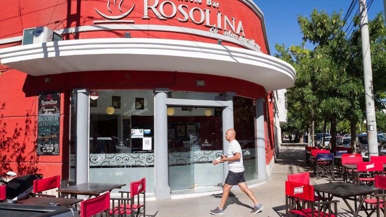 Bronca: un conocido restaurante céntrico sufrió tres robos en dos meses