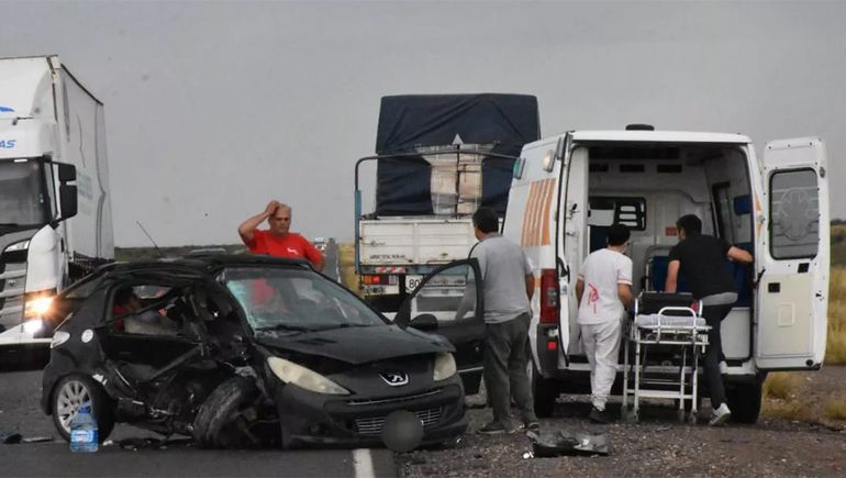 Otro terrible accidente en la Ruta 22 dejó siete heridos