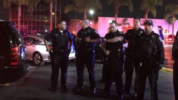 Un tiroteo en un bowling dejó tres muertos y cuatro heridos