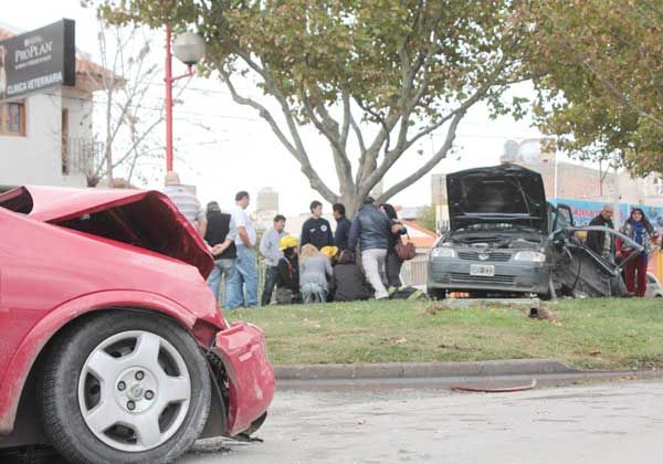 Buscan a tercer implicado en choque