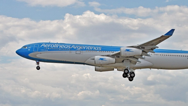 Hay dictamen para la privatización de Aerolíneas Argentinas