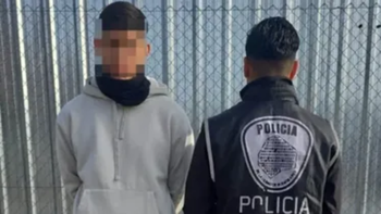 El jugar de Real Pilar fue detenido cuando fue a ver a sus compañeros del Ascenso