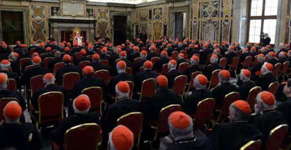 Comienza el cónclave para elegir al nuevo Papa