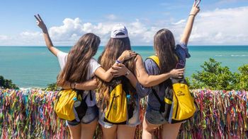 La alumna viajará desde Viedma a Brasil junto a sus compañeros. | LMCipolletti.com La alumna viajará desde Viedma a Brasil junto a sus compañeros.