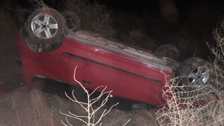 Se quedó dormido y volcó en la Ruta 7